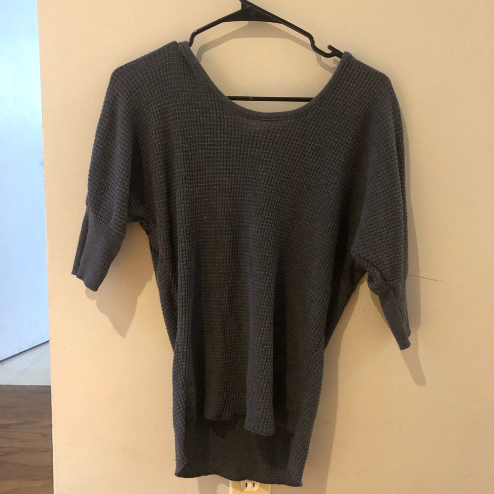 ¾ sleeve top